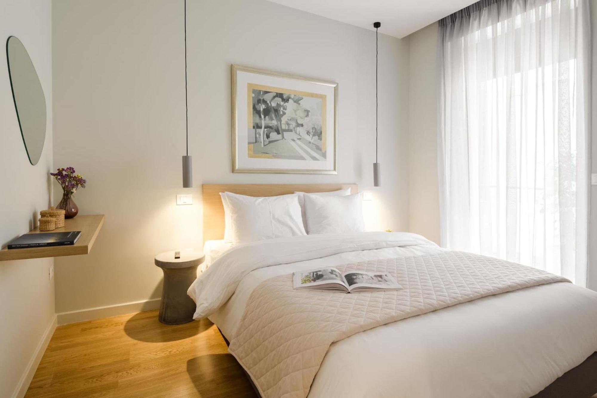 Urban Apt With Stunning Acropolis View & Roofdeck Athens Exterior photo