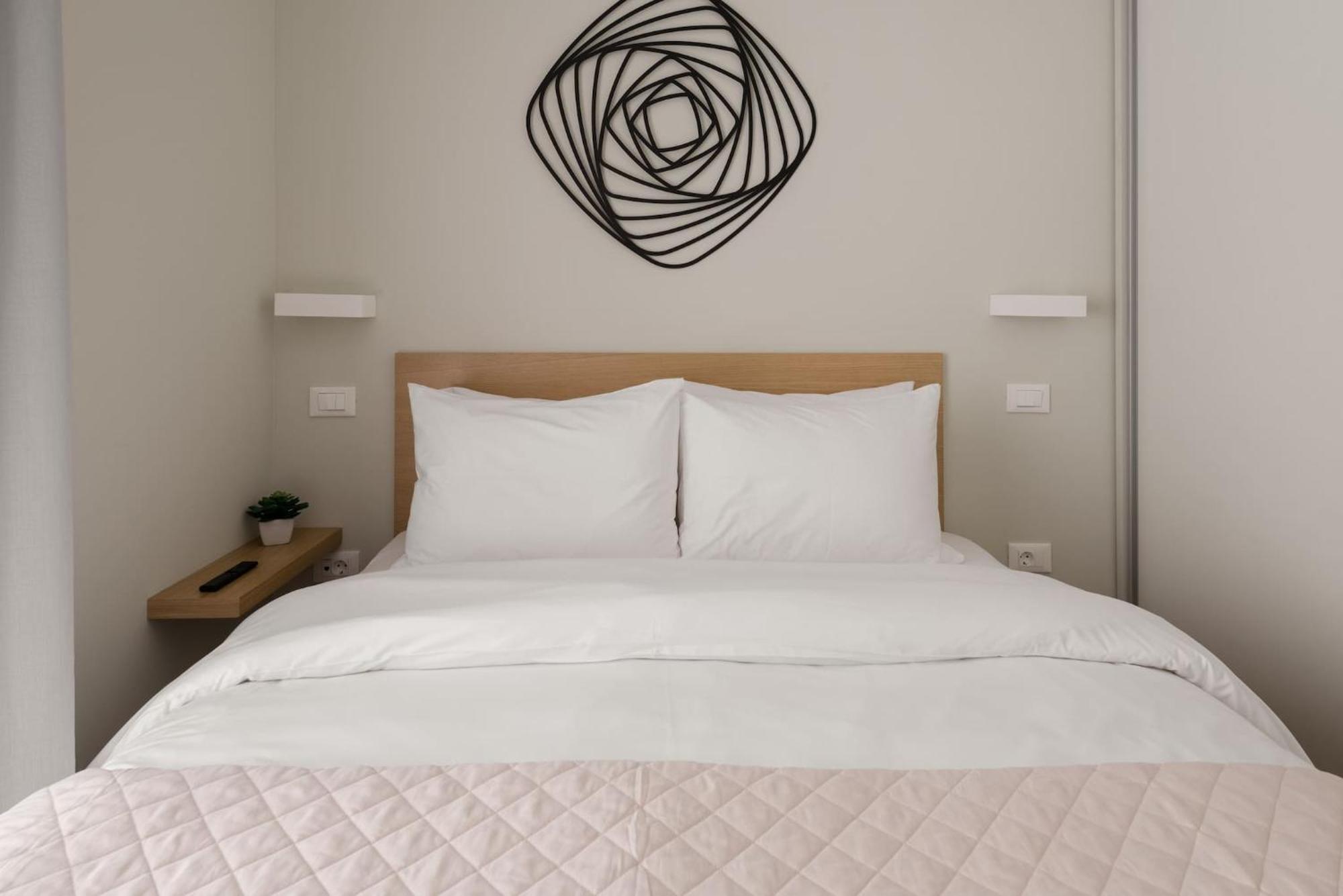 Urban Apt With Stunning Acropolis View & Roofdeck Athens Exterior photo